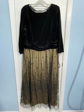 Coldwater Creek Formal Dress Size 20W Black Velvet Floral Lace Beaded Sequin